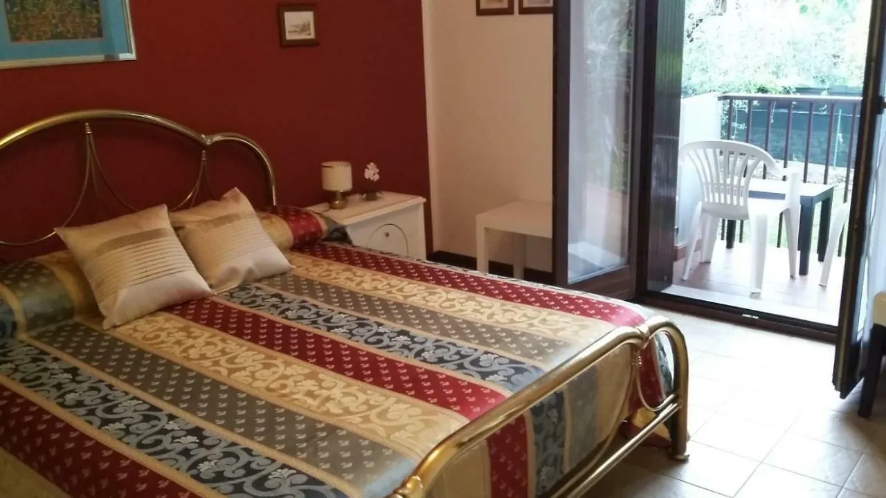 Ferienwohnung Residenza Riviera Degli Olivi Torri Del Benaco